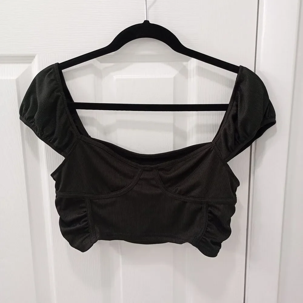 Crop Top  Size M Women's Black - Picture 3 of 12